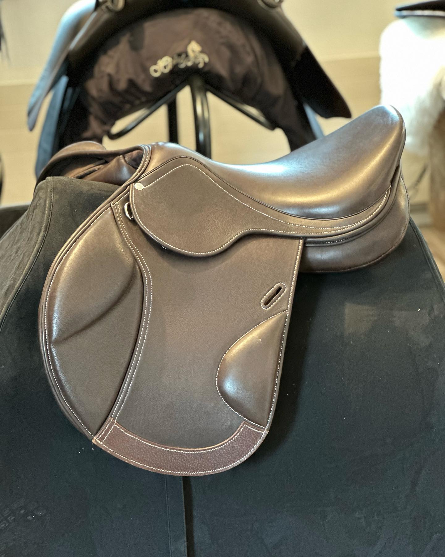 Saddle 2